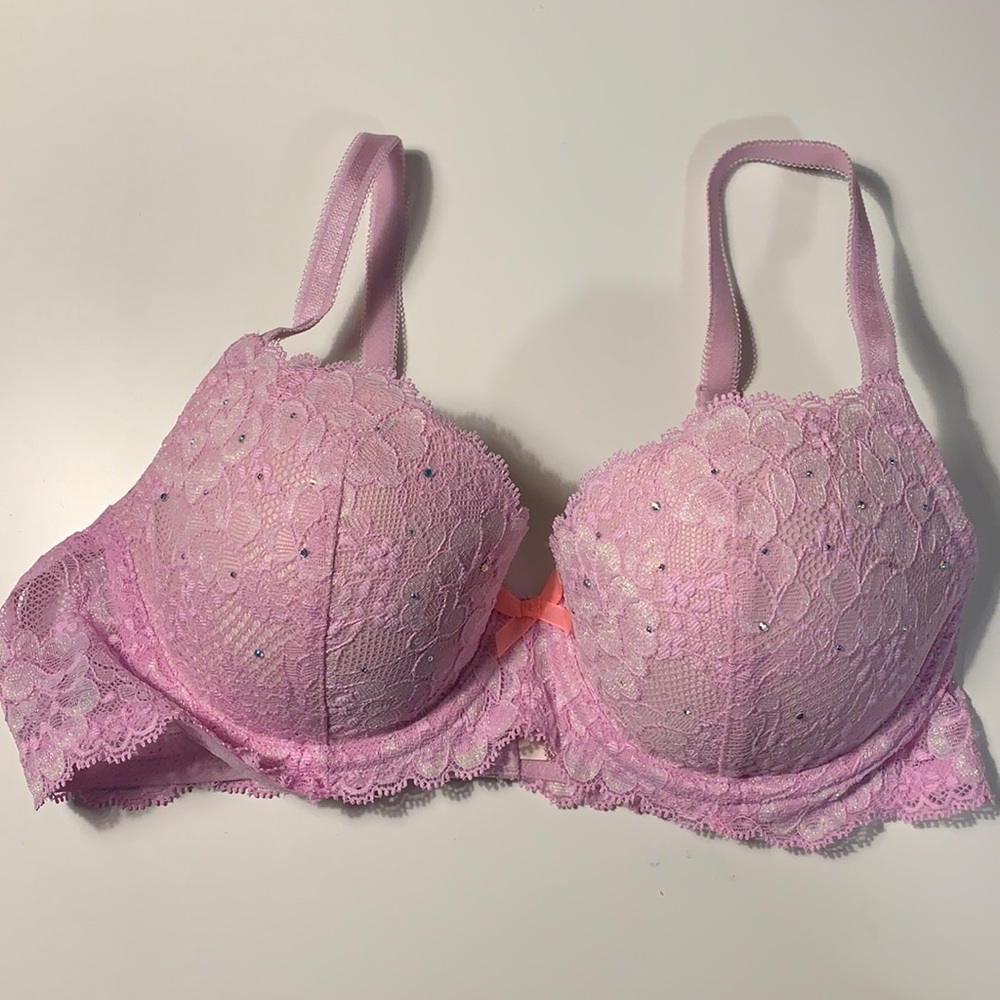 Victoria’s Secret bra